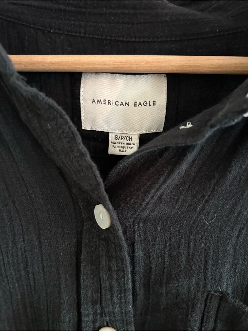 American Eagle Outfitter Black Relaxed Oversized Comfy/Casual Button-Down Shirt - Picture 3 of 4